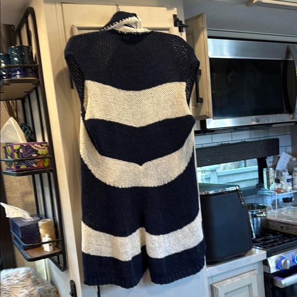 CABI Navy and White Striped Knit Cardigan. - Picture 4 of 4